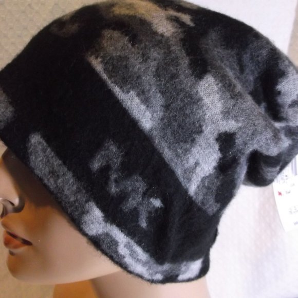 Like New - Michael Kors Slouch Hat - Picture 5 of 9
